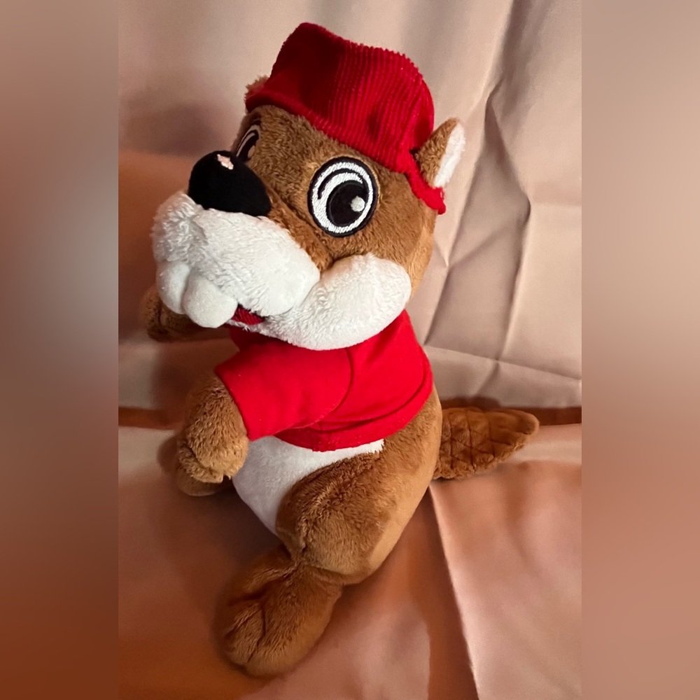 Buc-ee's by JAAG 12" Plush Beaver Mascot with Shirt and Cap